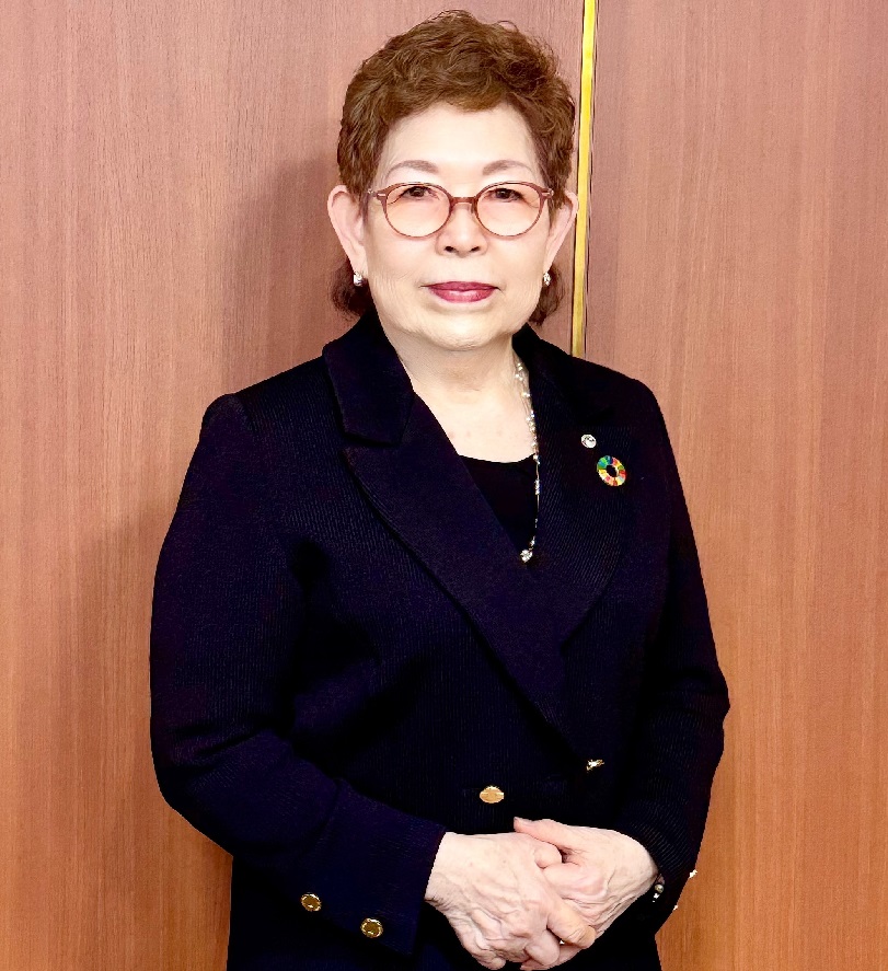 リカケンホールディングス株式会社 代表取締役社長　森川 洋子